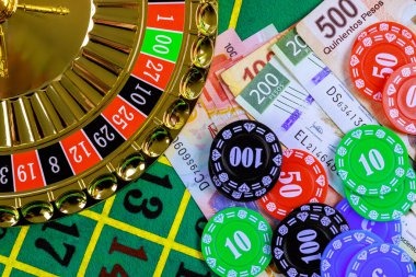 Betting layout and chip placement on American Roulette table